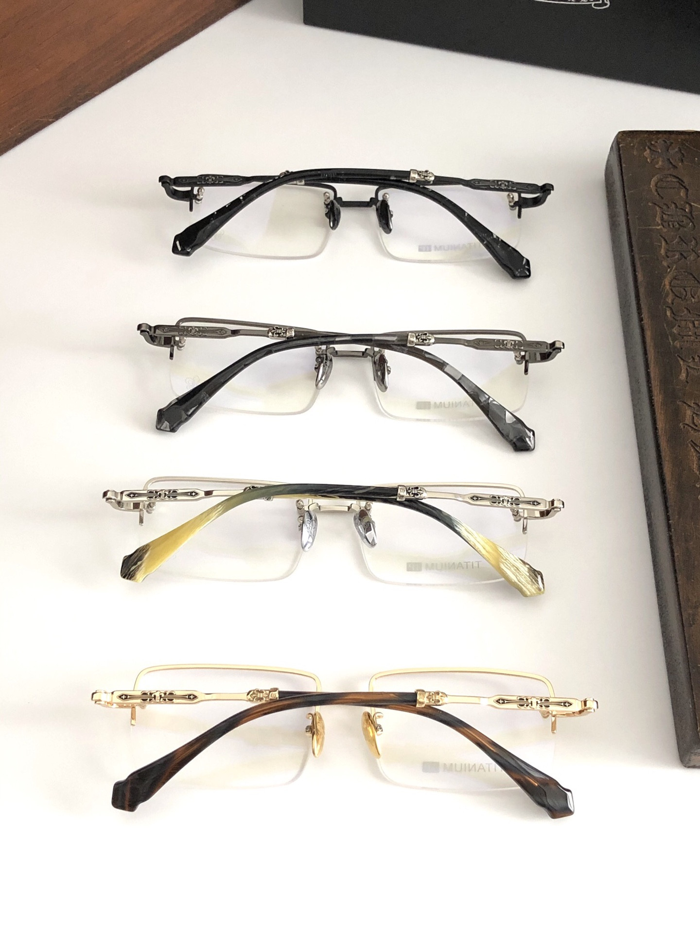 Ch*0me He**ts Glasses CH8289 60-15-156