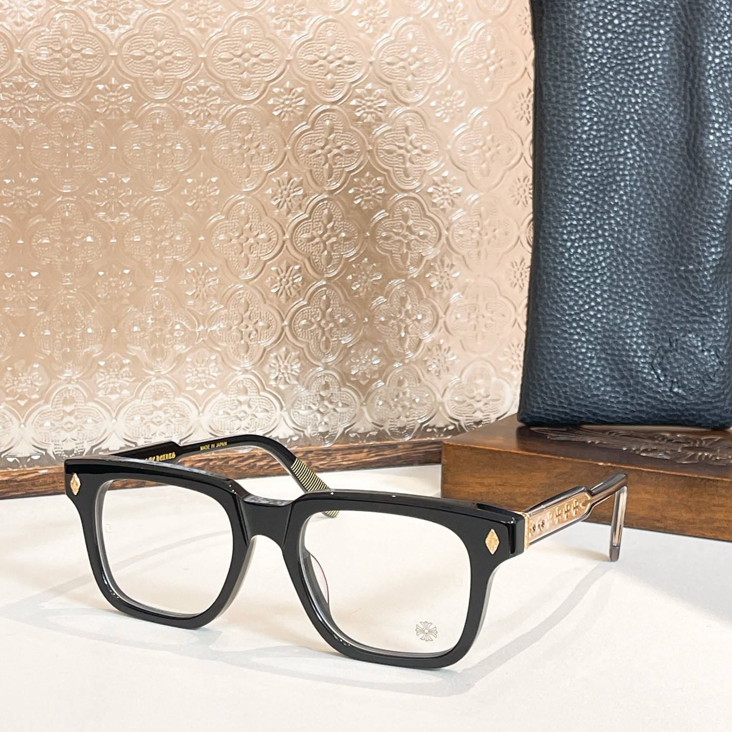 Ch*0me He**ts Glasses AMBIDIXTROUS 52-19-150