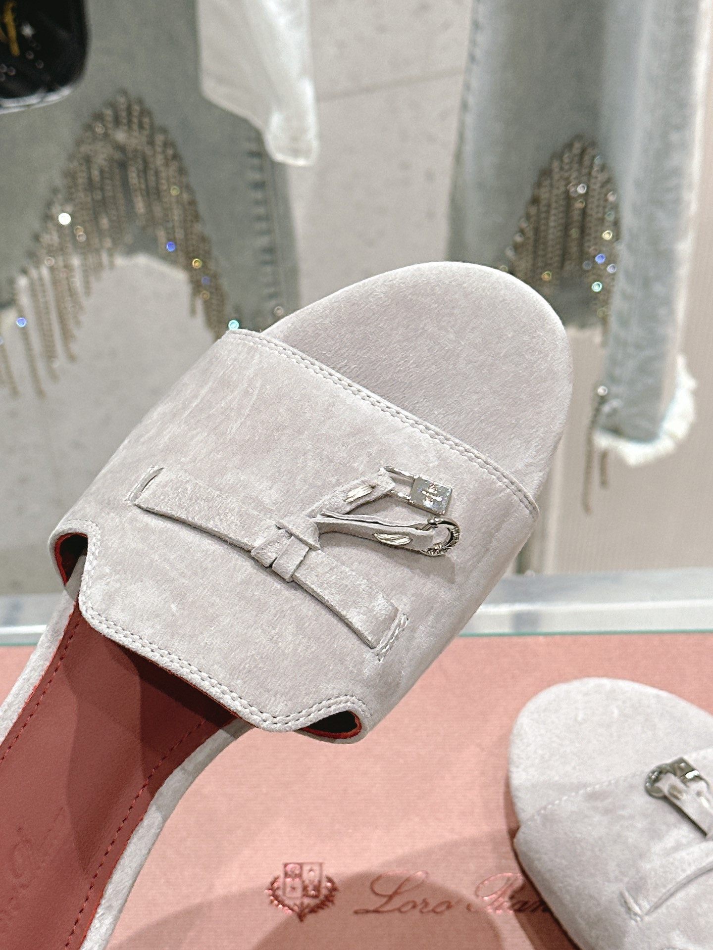 UA L0r0 P1ana Summer Charms Sandal