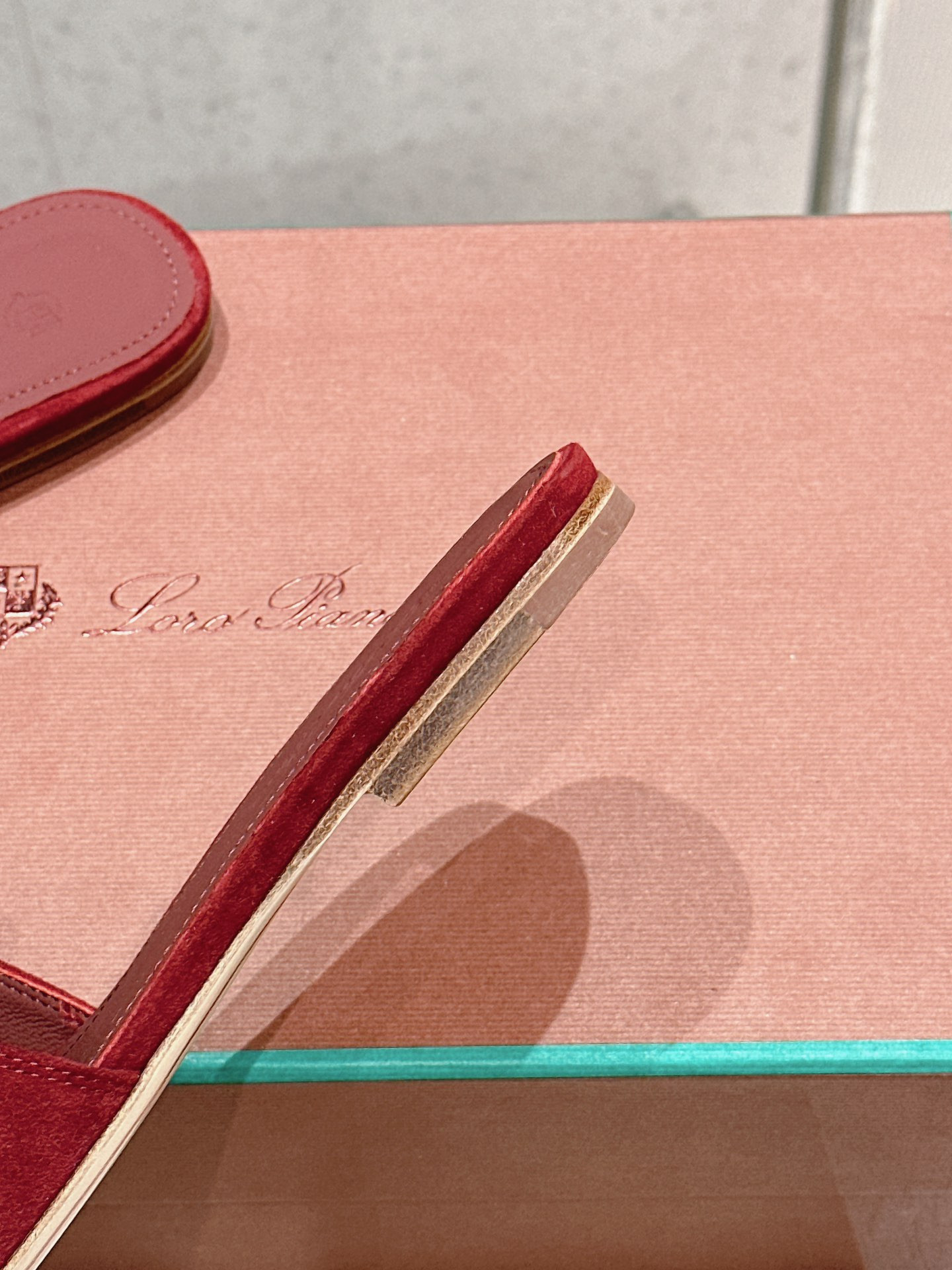 UA L0r0 P1ana Summer Charms Sandal