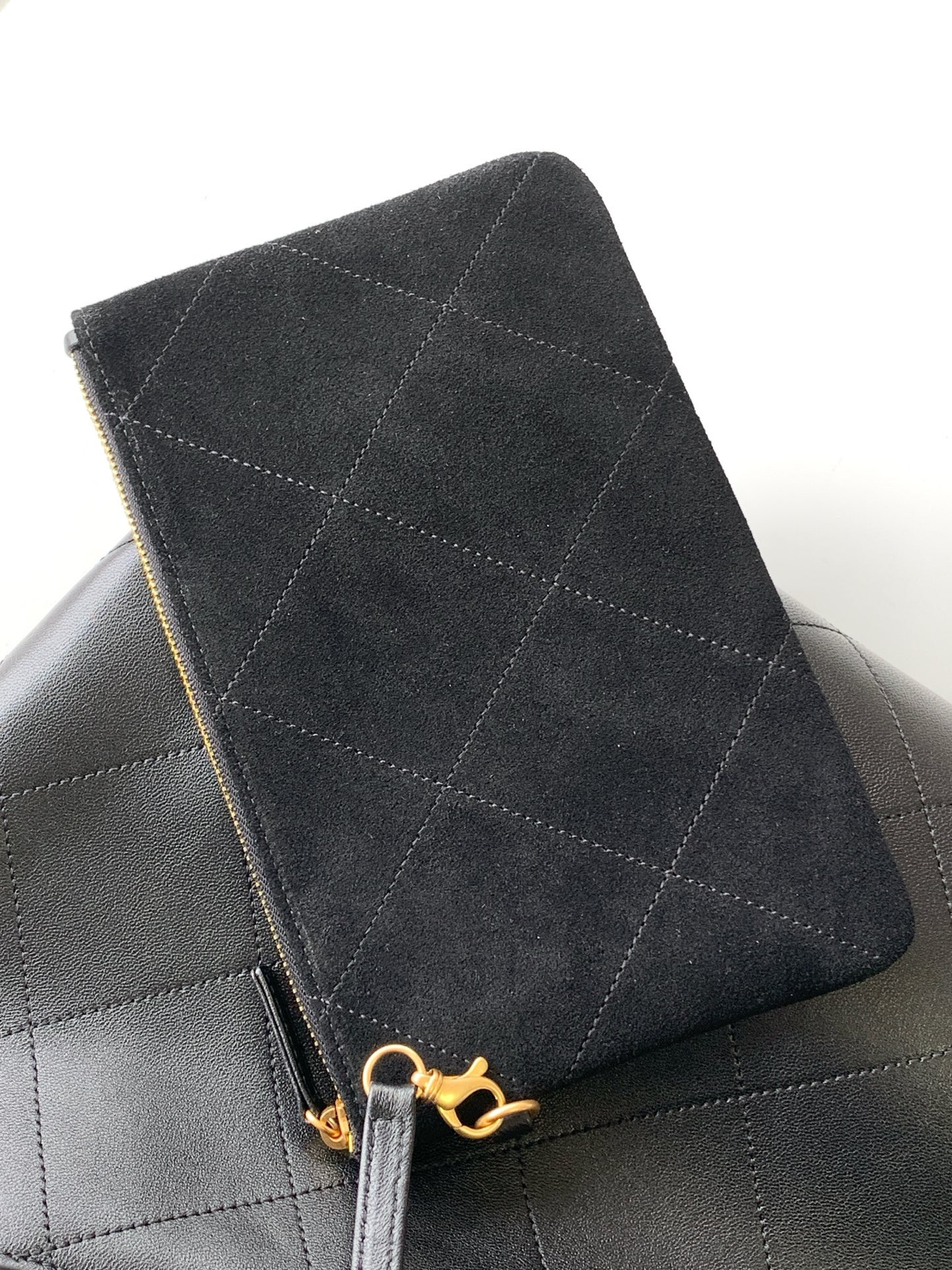 Ch**el Large Hobo Bag AS5410 35x30x14cm