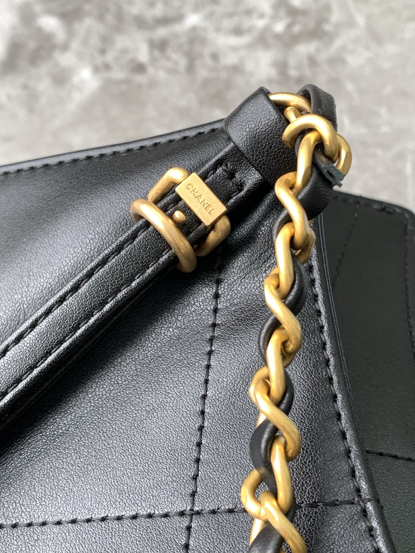 Ch**el Maxi Shopping Bag AS5463 36 x 59 x 13cm