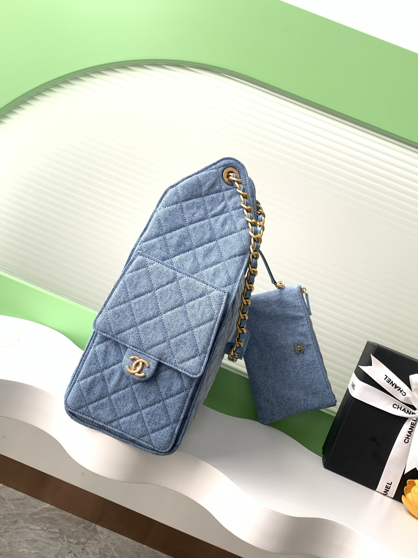 Ch**el 25C Bucket Hobo Bag AS5231 40x30x15cm