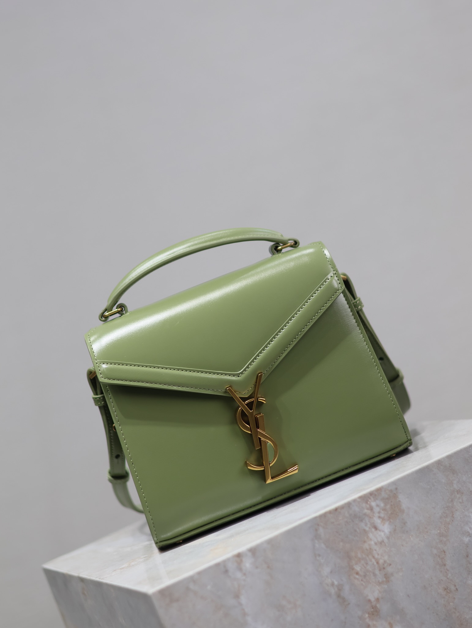 Y51 cassandra mini top handle bag 20x16x7.5cm