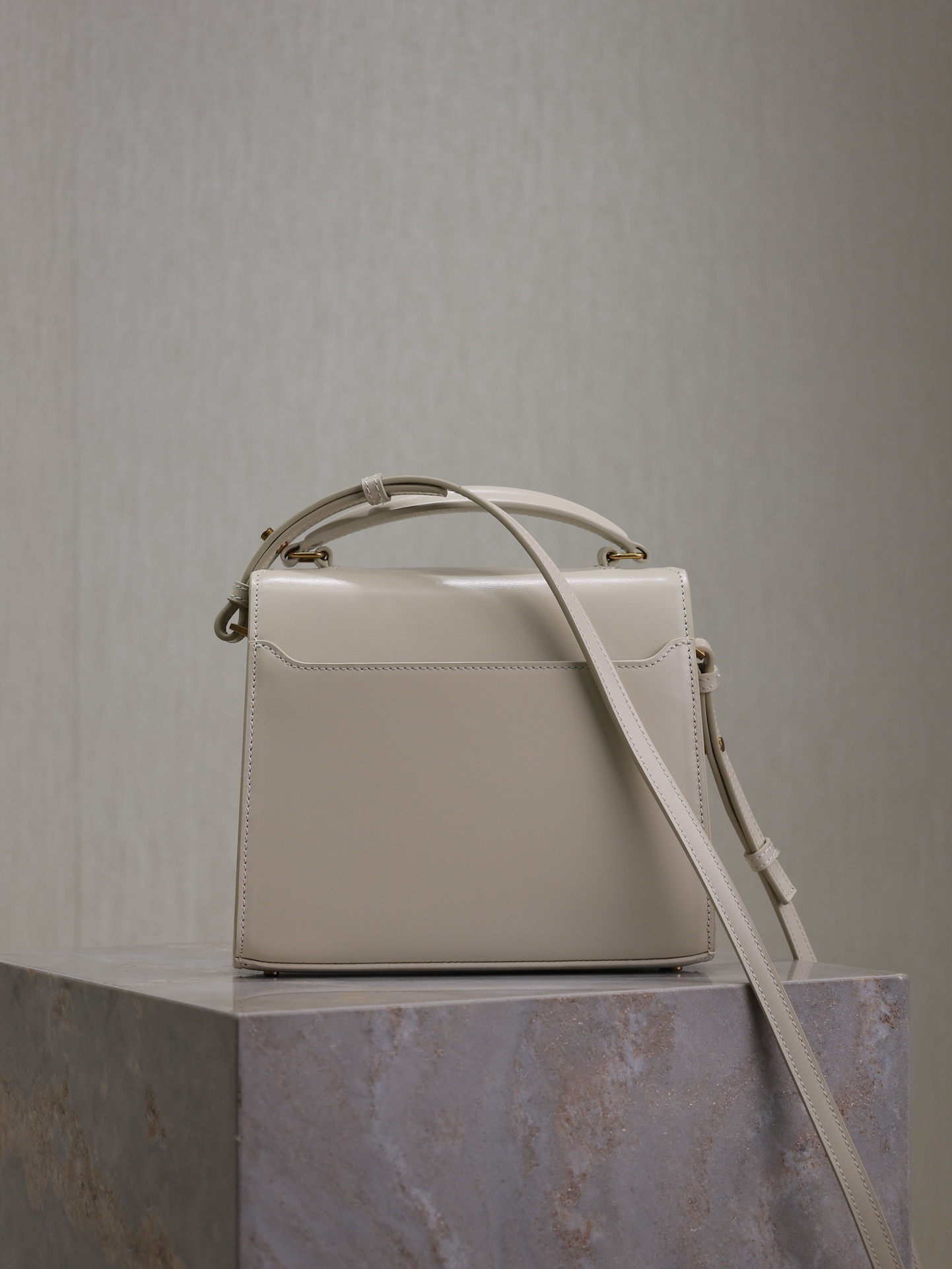 Y51 cassandra mini top handle bag 20x16x7.5cm