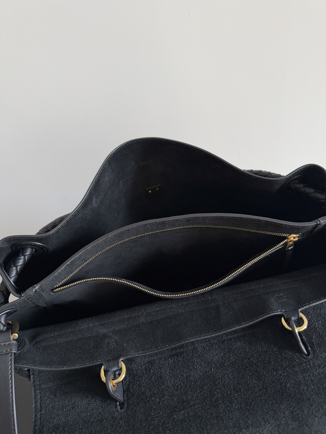 B0tt*ga Ven*ta Large Ciao Ciao 32x41.5x14.5cm