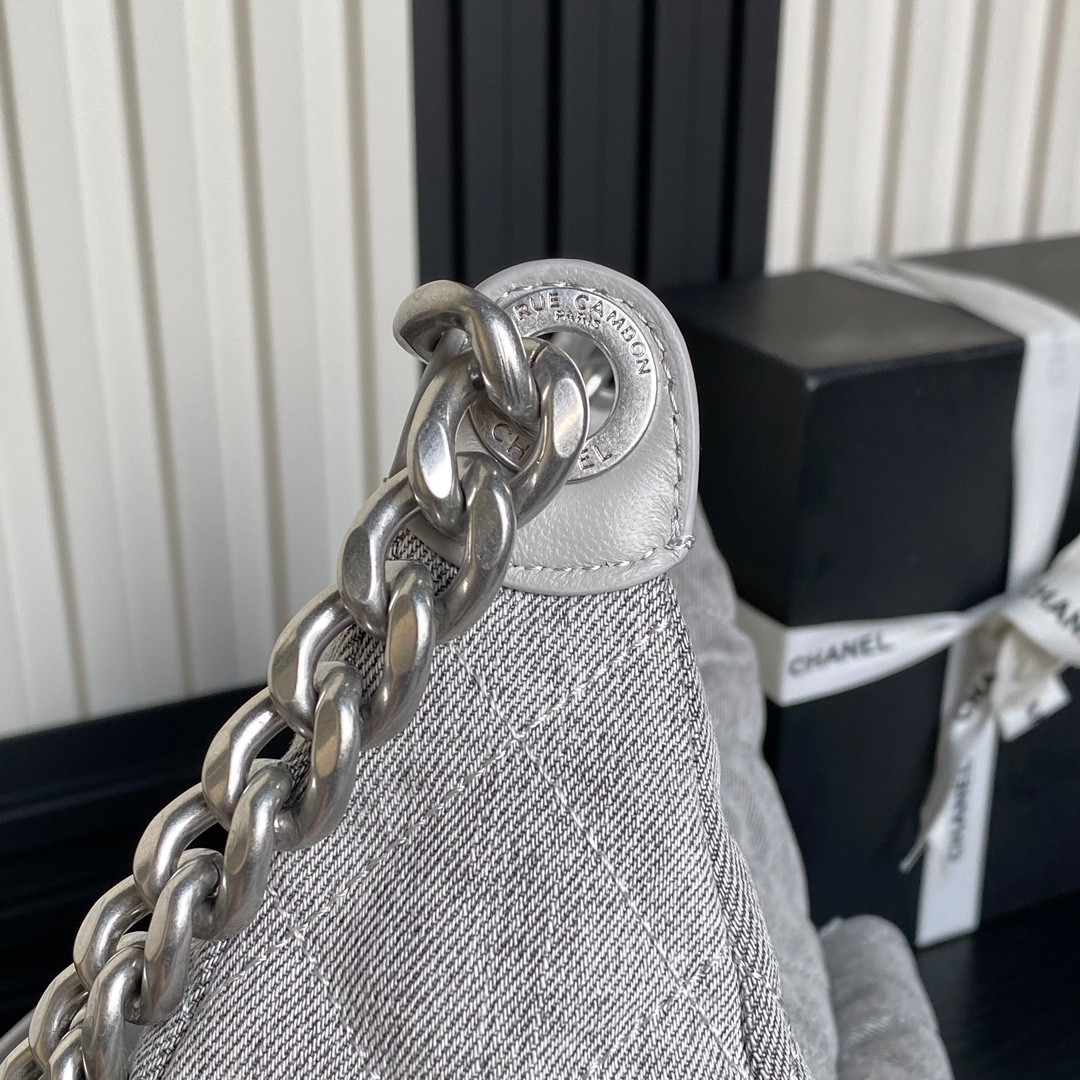 Ch**el 25c Maxi Hobo Bag 27×35×18cm