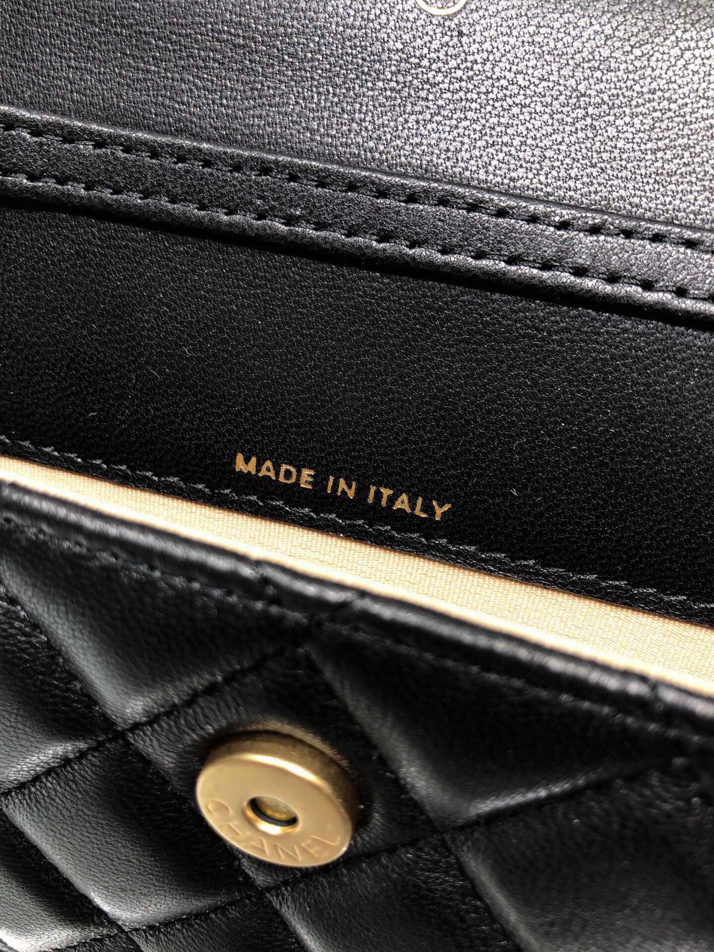 Ch**el 20S FLAP HANDBAG AP1465 12x9cm