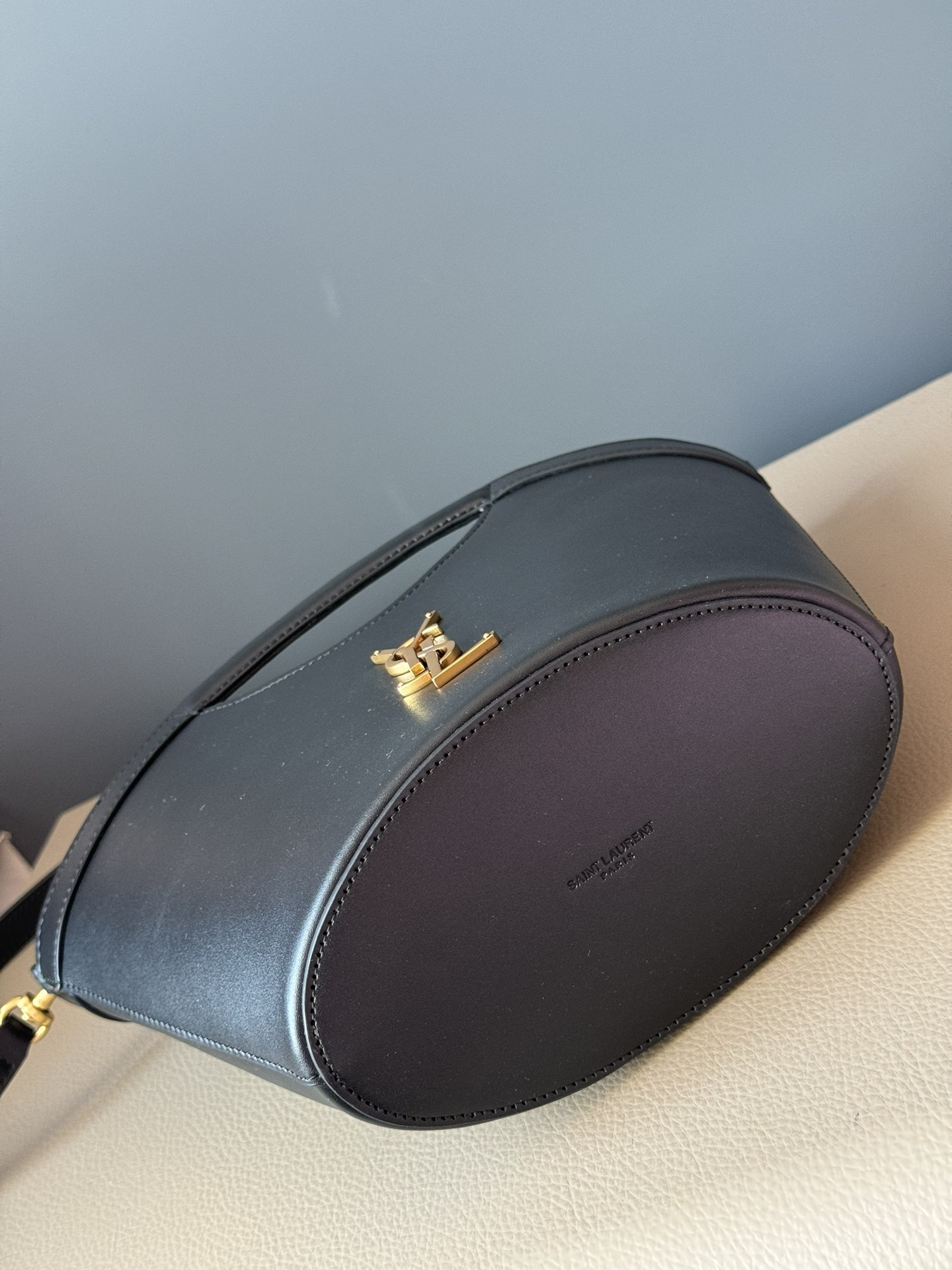 Y51 celia mini tote (smooth leather) 29x19.5x10cm