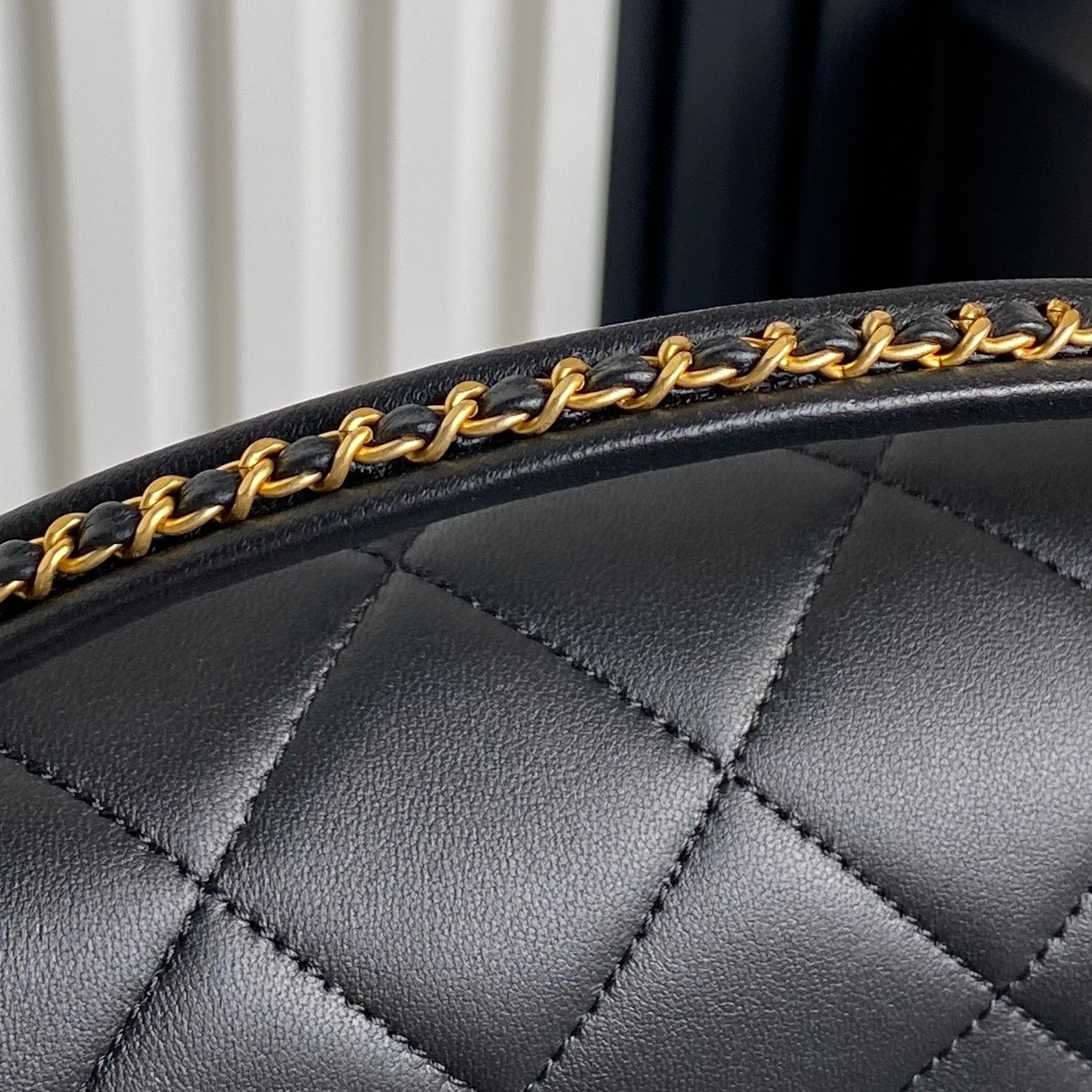 Ch**el Flap Handbag AS5317 22x23.5x6cm