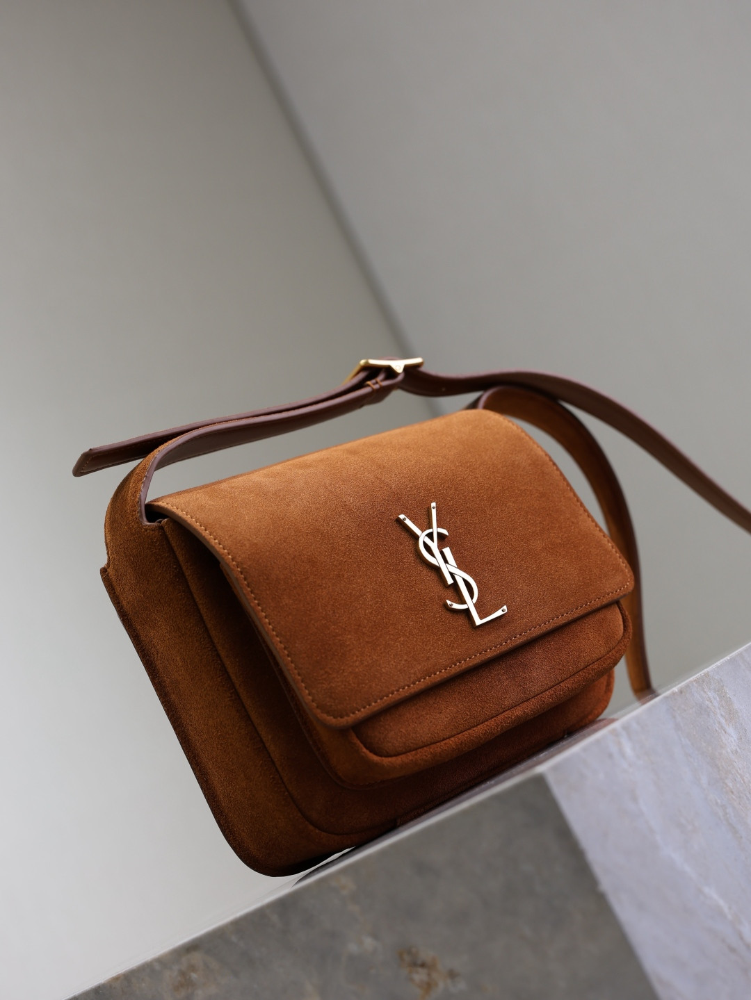 Y51 NIKI satchel in suede 21.5x16x9cm
