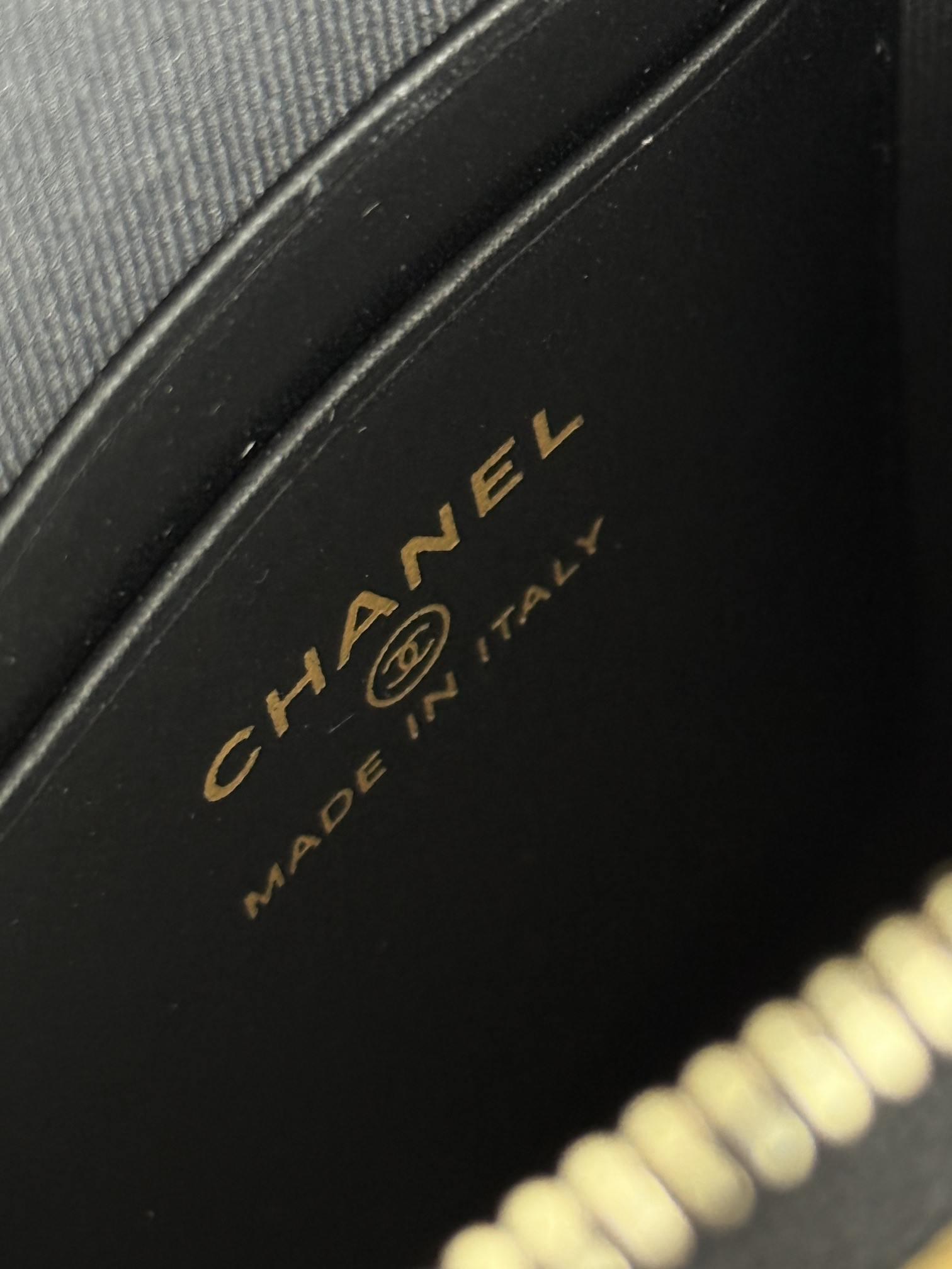 Ch**el Clutch with chain AP4742 18x17x6cm