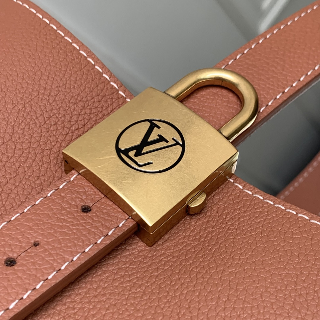 LV Low Key All In BB M14416 16x18x12cm