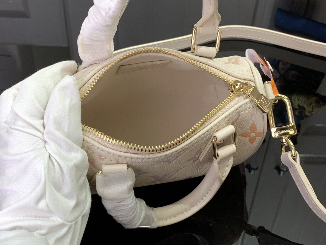 LV Nano Speedy M25591 10x7.5x16cm