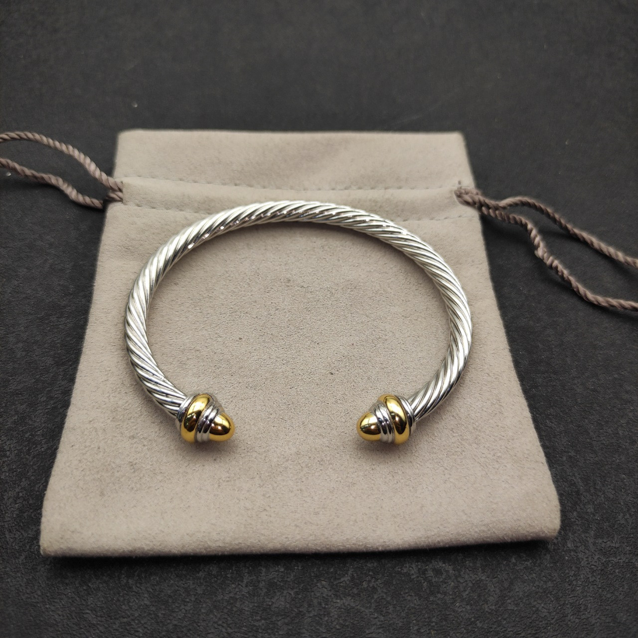 David Yurman 4mm Wrap Bracelet(wrist circumference 15-20cm)