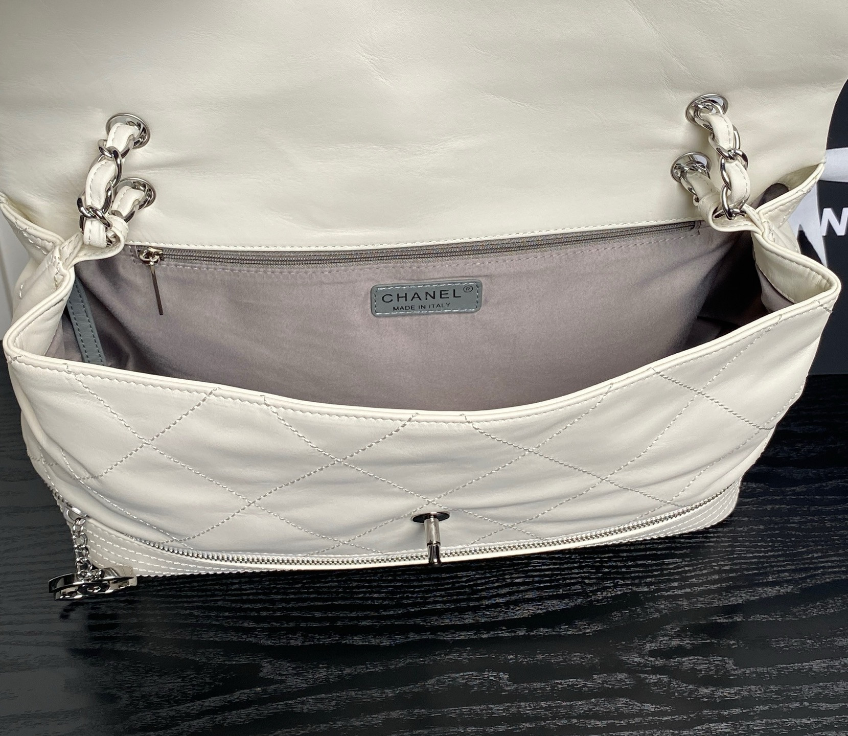 Ch**el Vintage Graffiti Tote Airport Bag 36x24x12cm