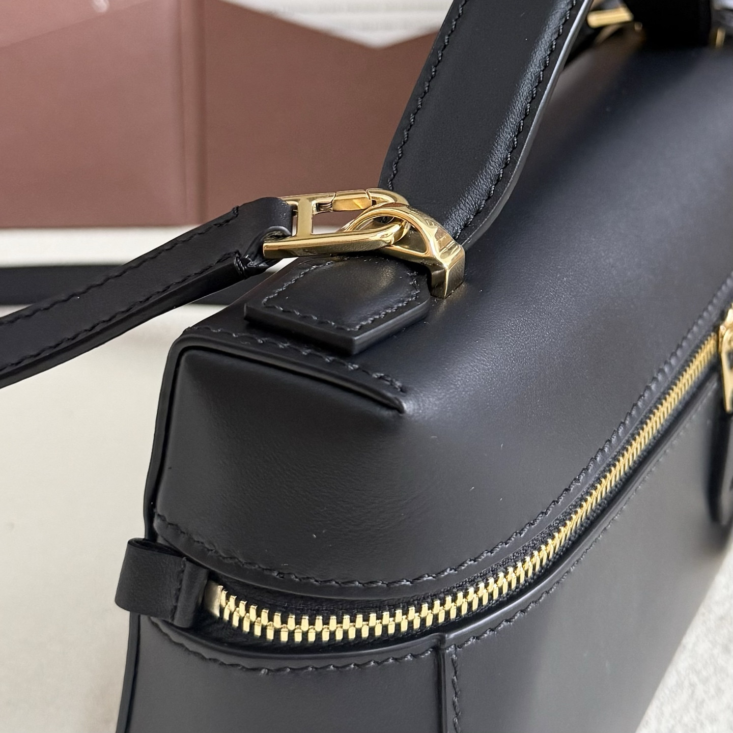 L0r0 P1ana Extra Bag L23 23x12x7cm