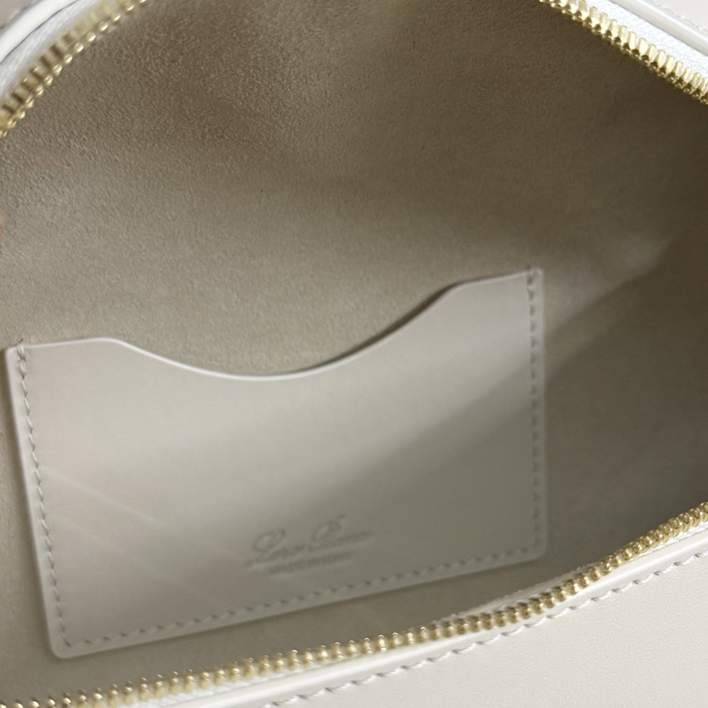 L0r0 P1ana Extra Bag L23 23x12x7cm