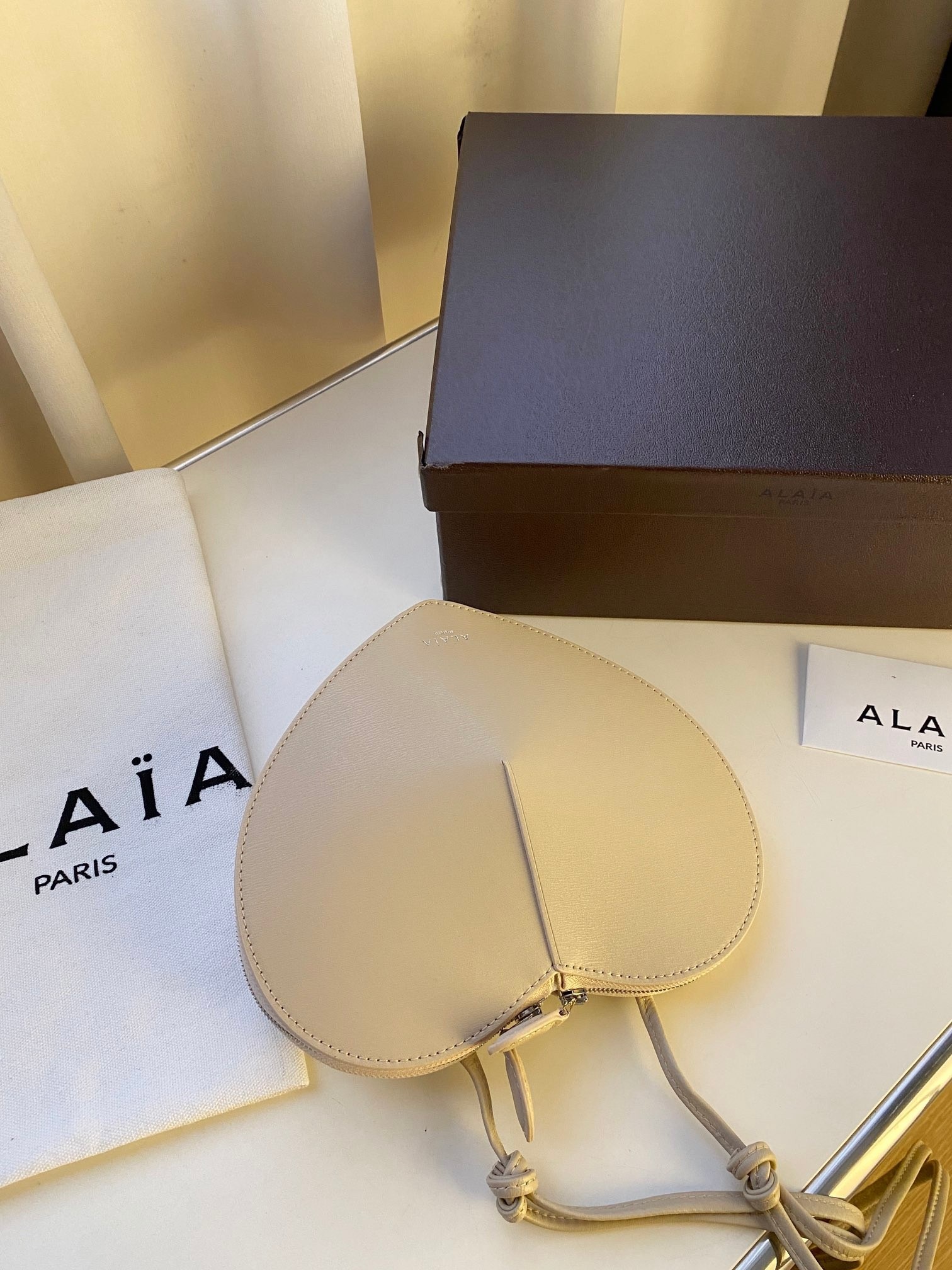 ALAÏA Le Coeur Heart Bag 18.5x20.5x5cm