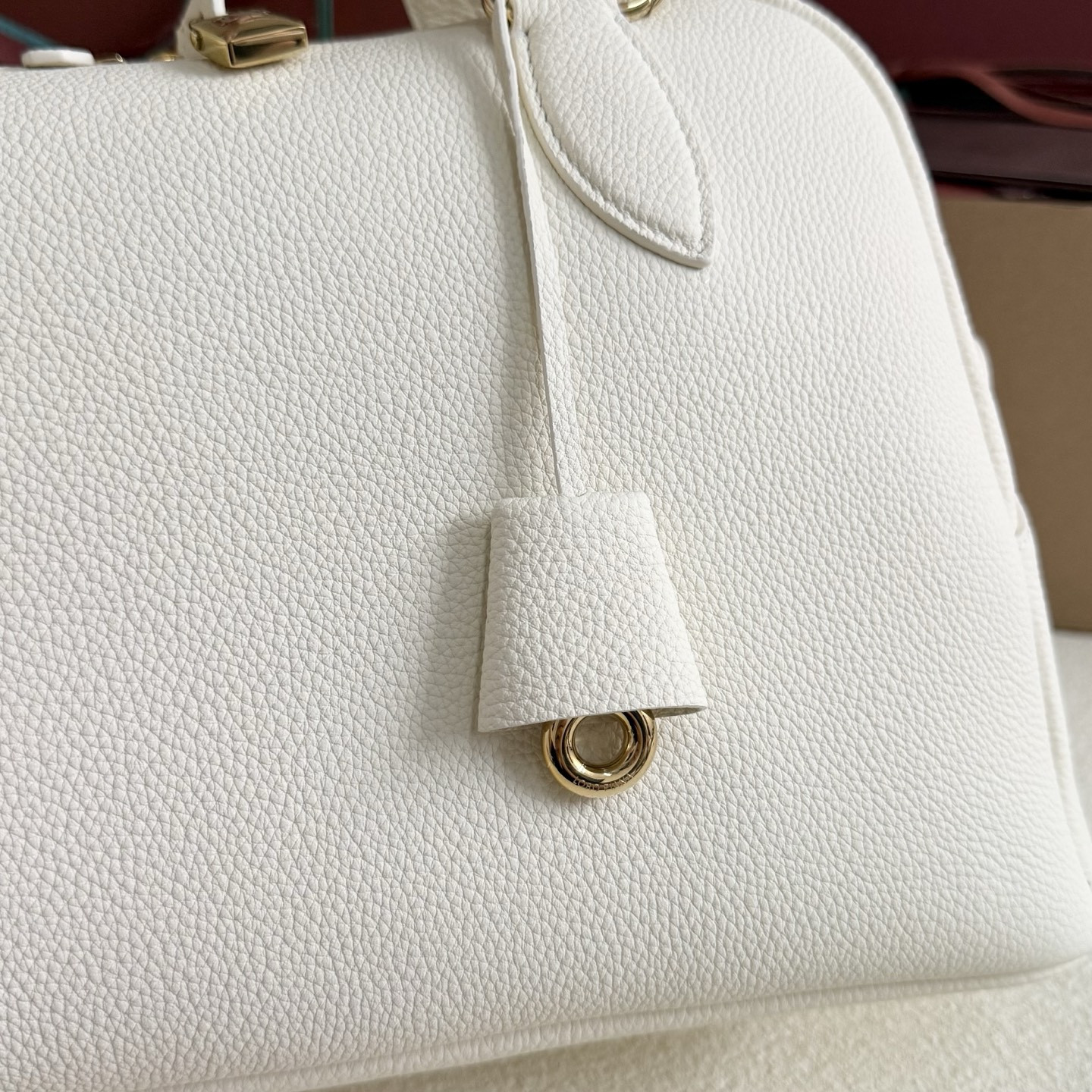 L0r0 P1ana Needle 38x22x16cm