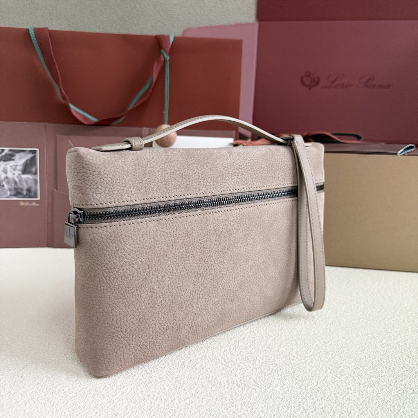 L0r0 P1ana Extra pouch L29 29x18x5cm