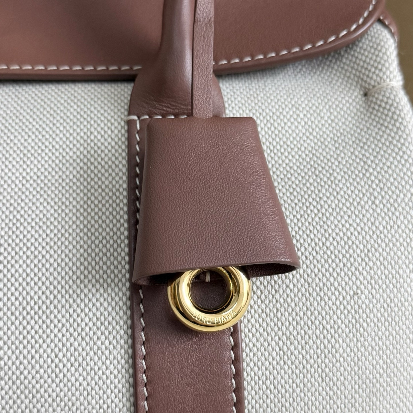 L0r0 P1ana Loom L25 25x18x12.5cm