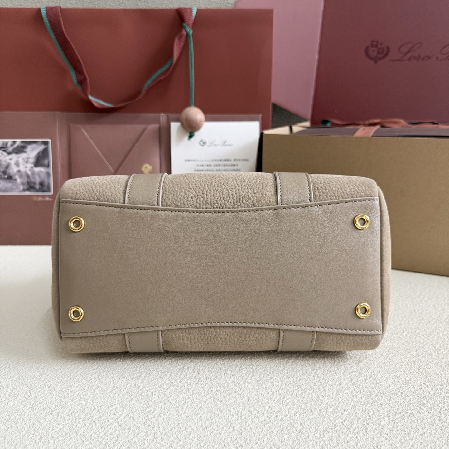 L0r0 P1ana Loom L25 Calfskin 25x18x12.5cm