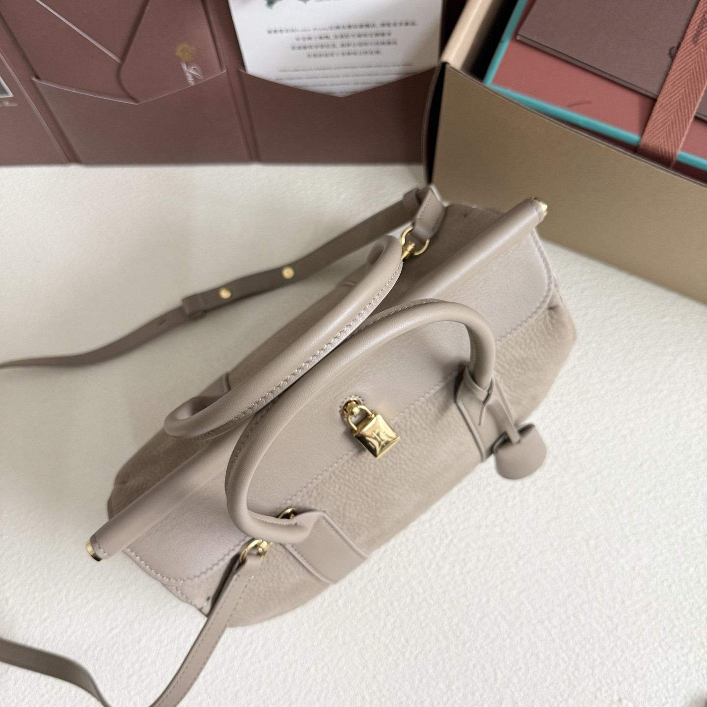 L0r0 P1ana Loom L25 Calfskin 25x18x12.5cm