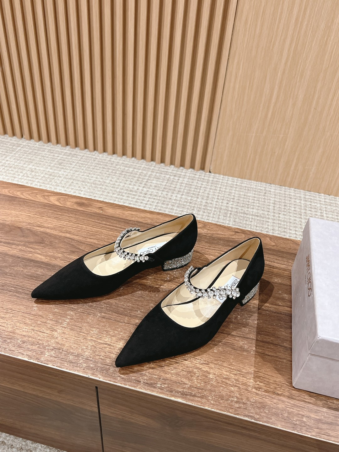 UA J1m*y Ch00 Bing Pumps