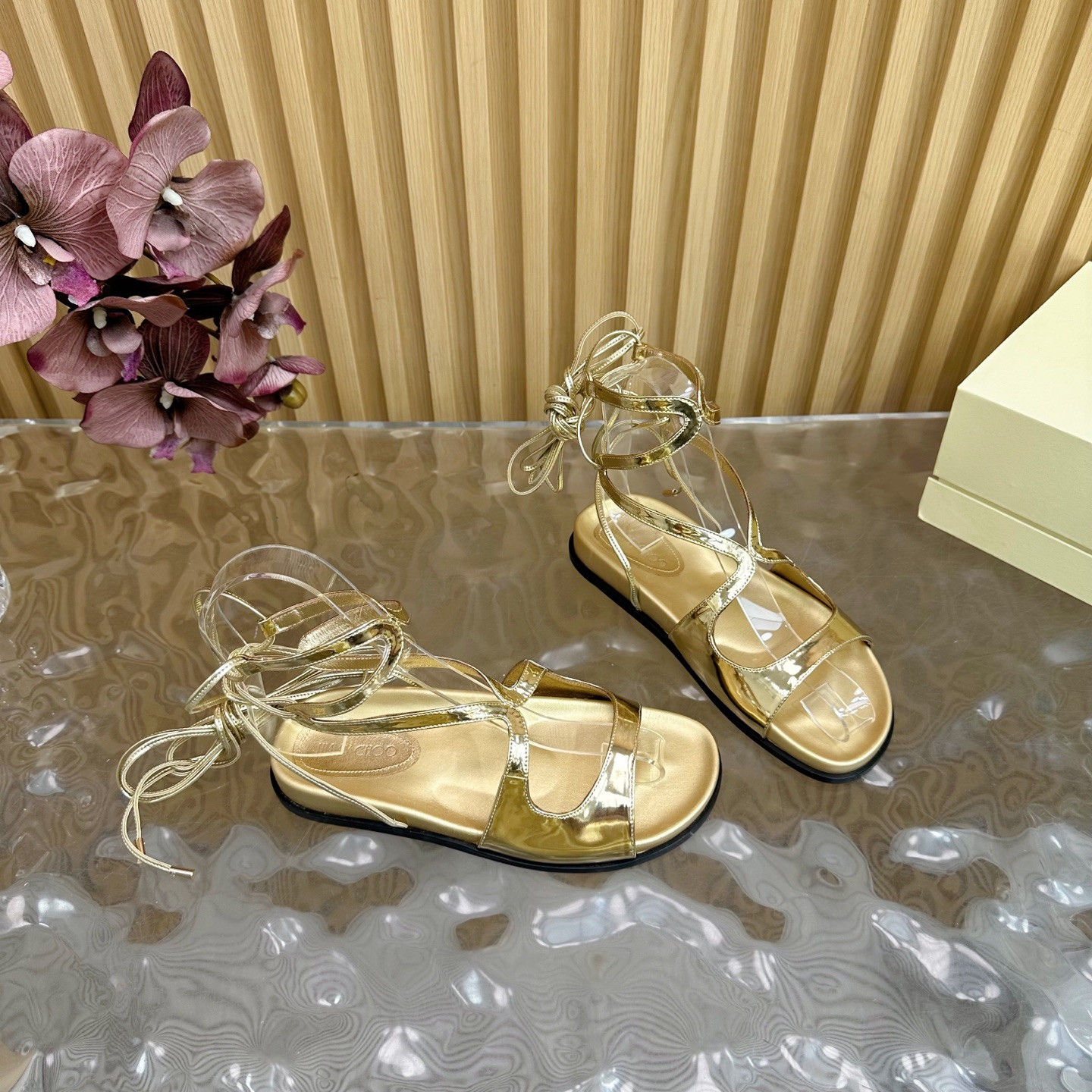 UA J1m*y Ch00 Sandals