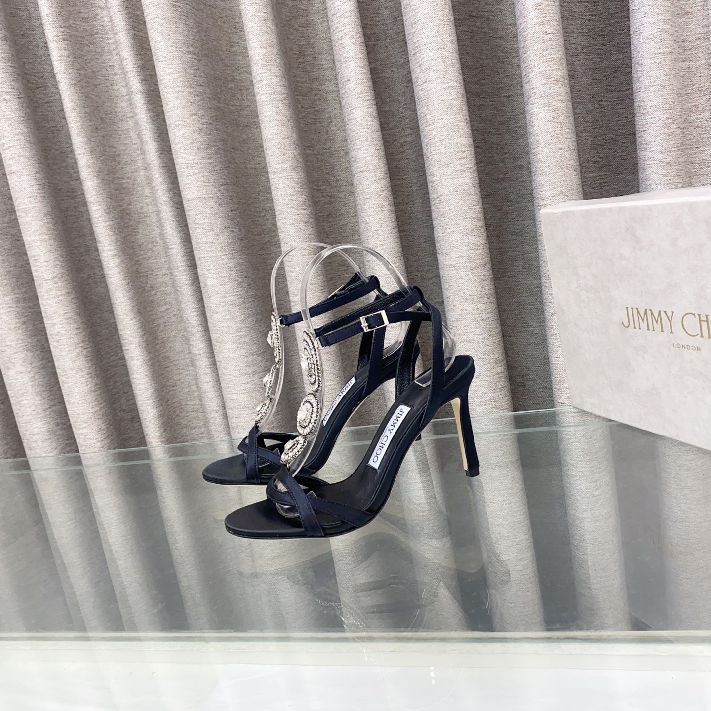 UA J1m*y Ch00 Sandals 8.5cm