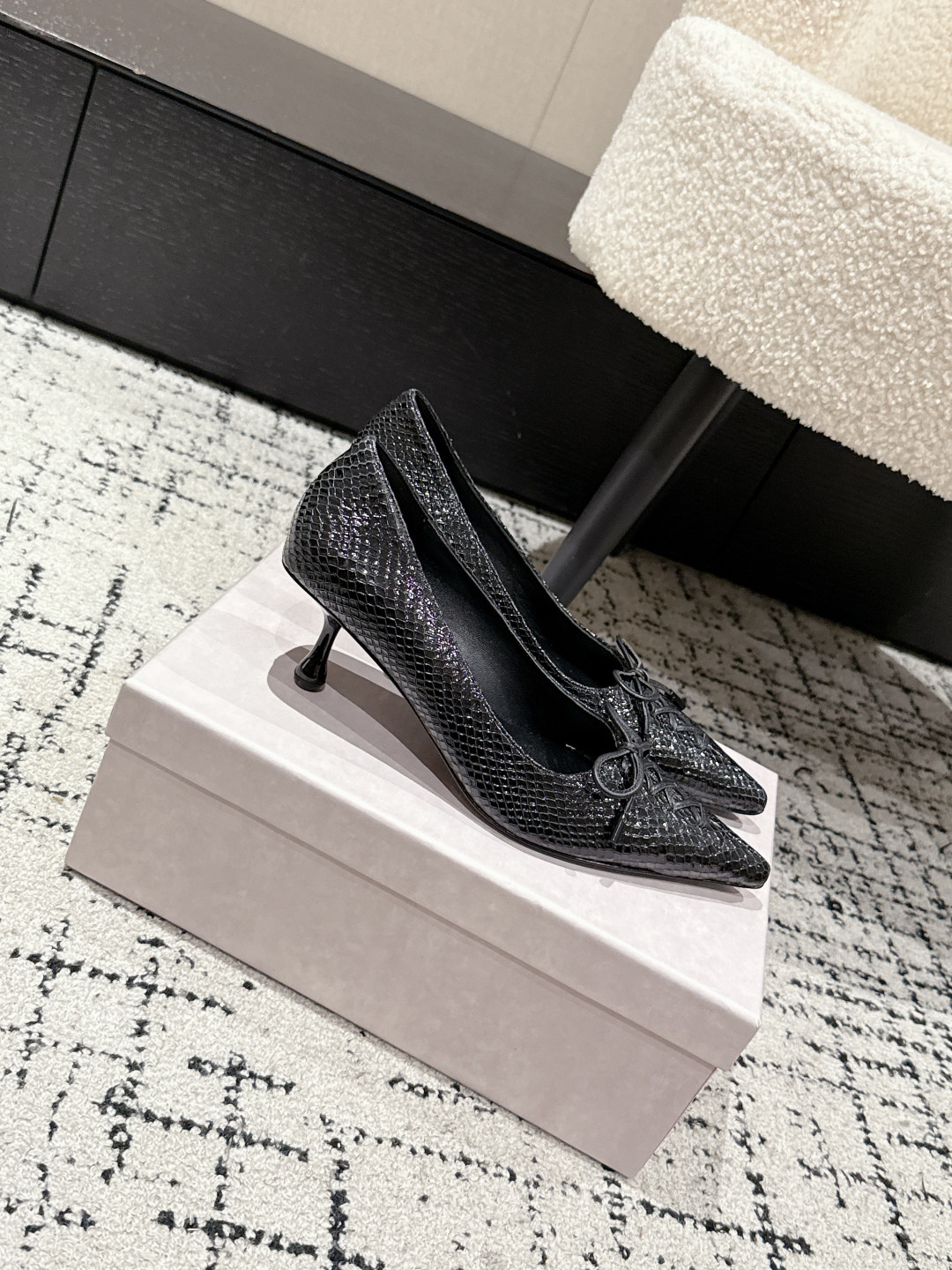 UA J1m*y Ch00 Scarlett Pumps 5cm