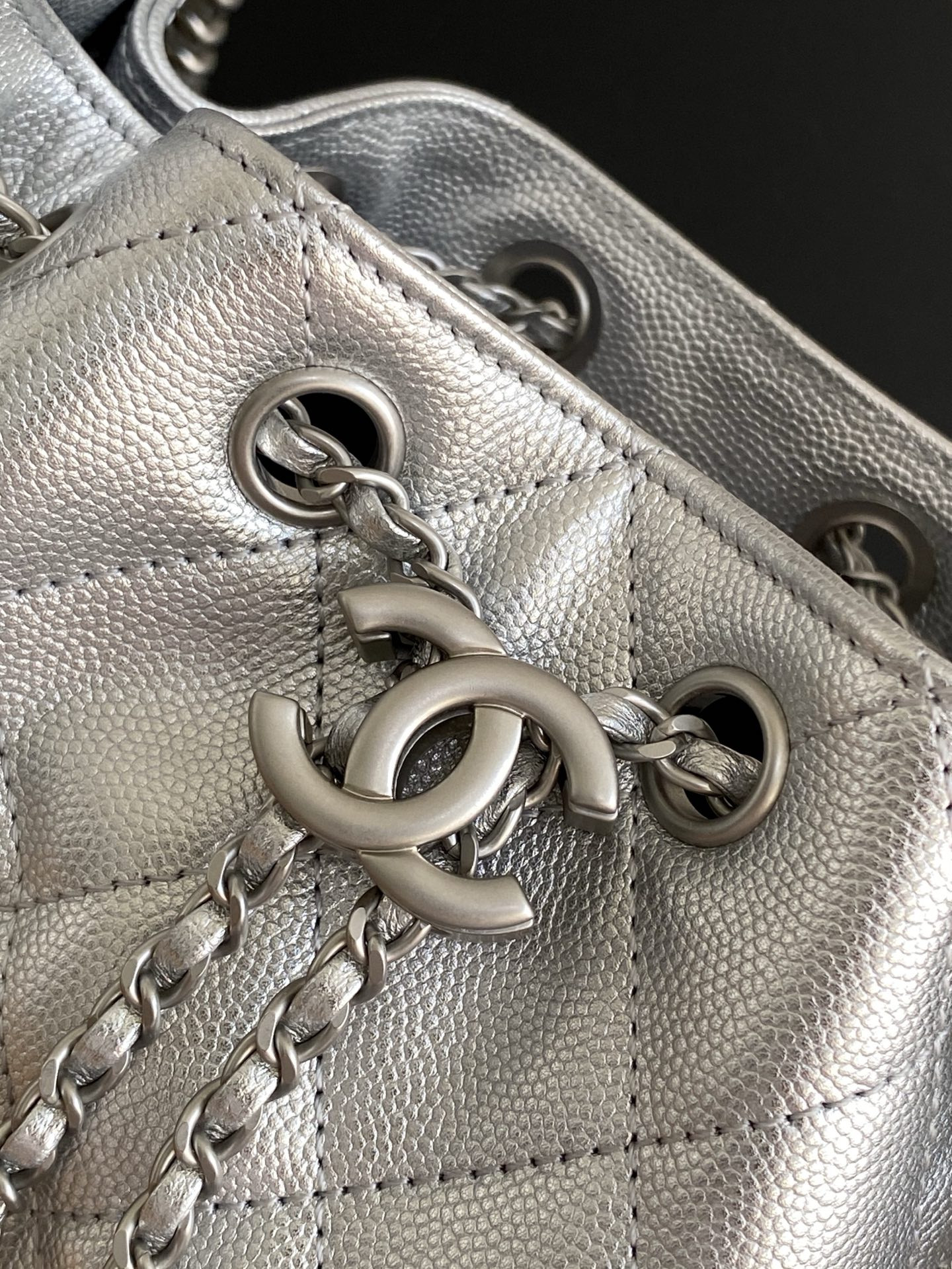 Ch**el 25C Bucket Bag 20x22x12.5cm