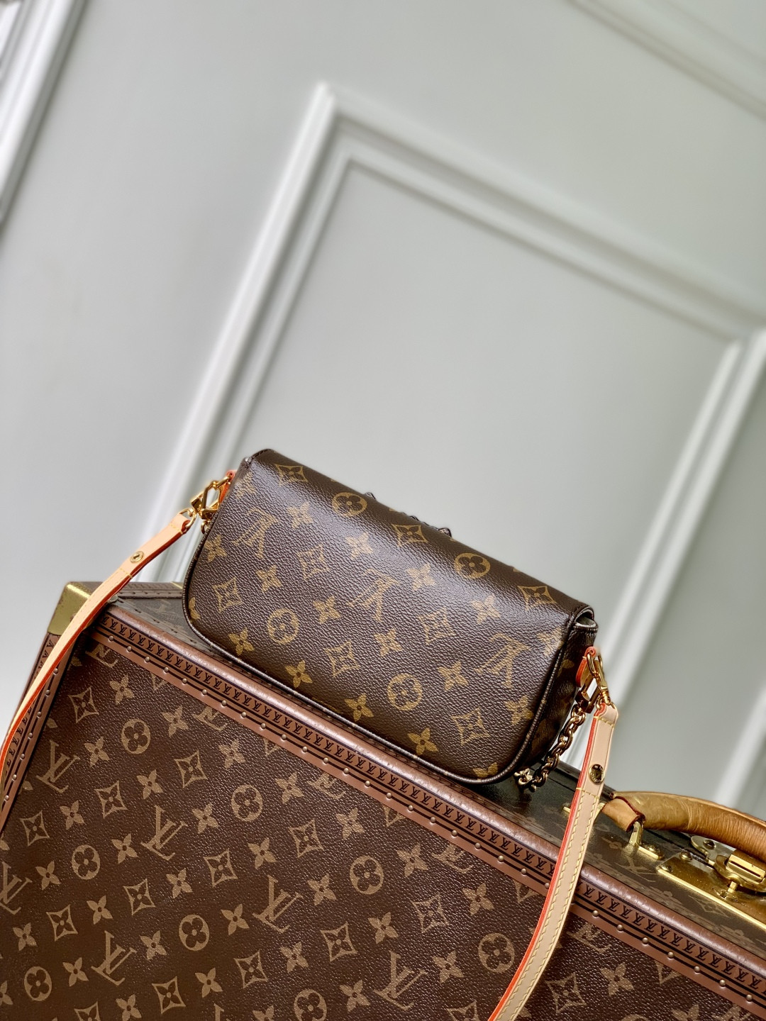 LV Wallet On Chain Ivy M15148 23.5x12x4.3cm