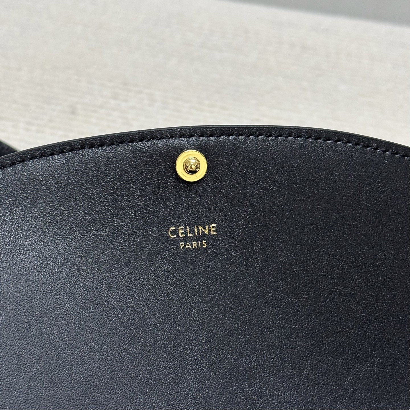 Ce1i*e DUO WALLET ON STRAP IN Shiny calfskin 20x13x6cm