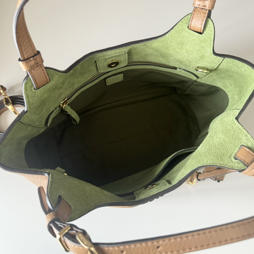 Miu Miu Leather Handbag 20x25.5x13cm