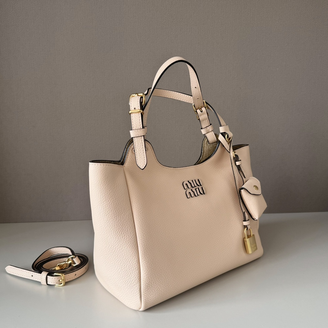 Miu Miu Leather Handbag 20x25.5x13cm