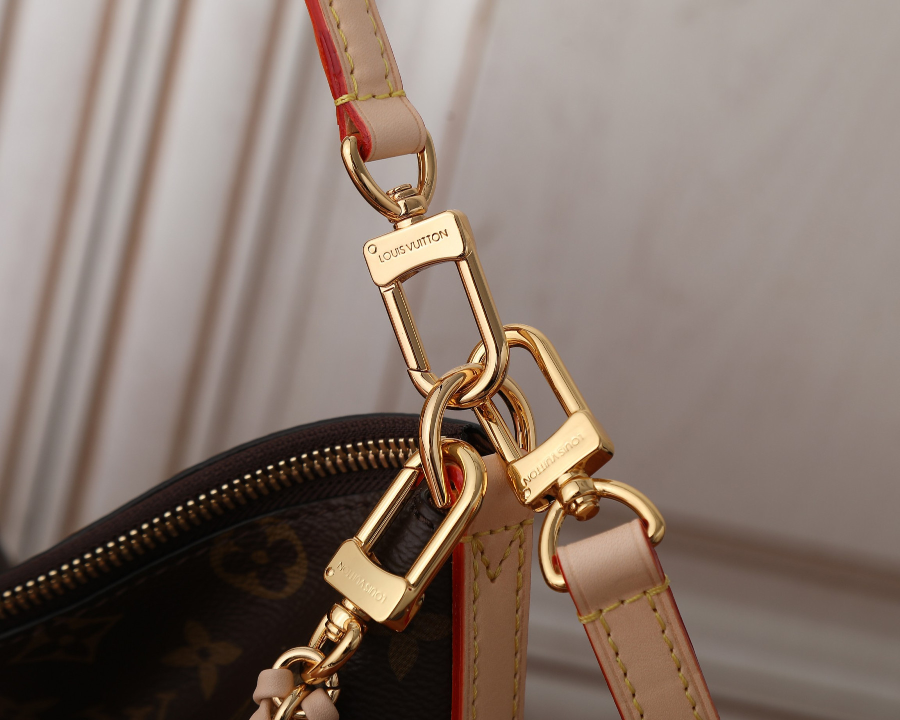 LV Multipass M27825 30x26x10cm