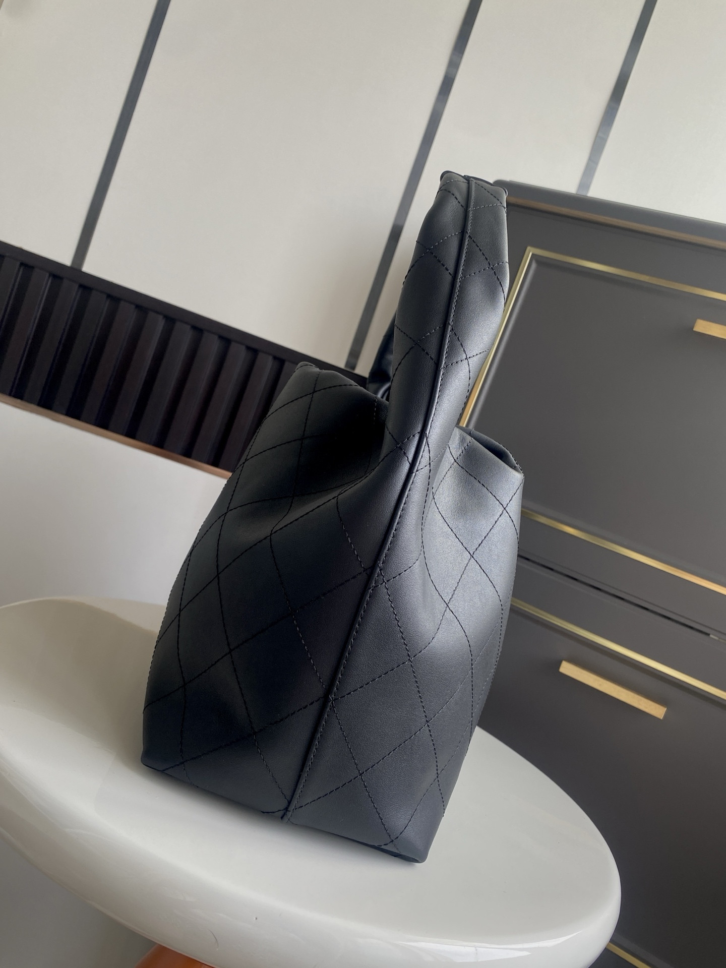 Ch**el Large Hobo Bag 30x12x45cm