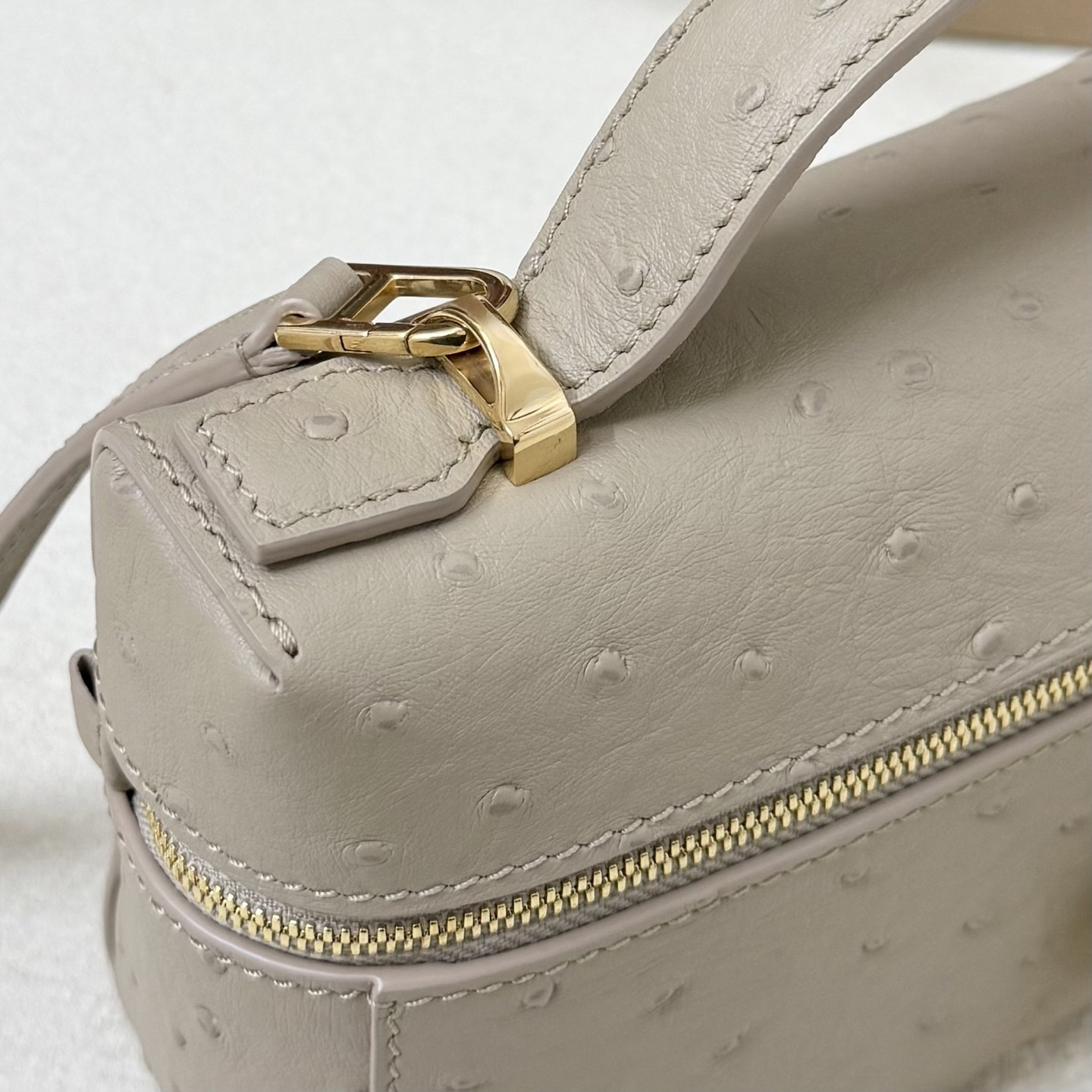 L0r0 P1ana Extra Bag L23 23x12x7cm