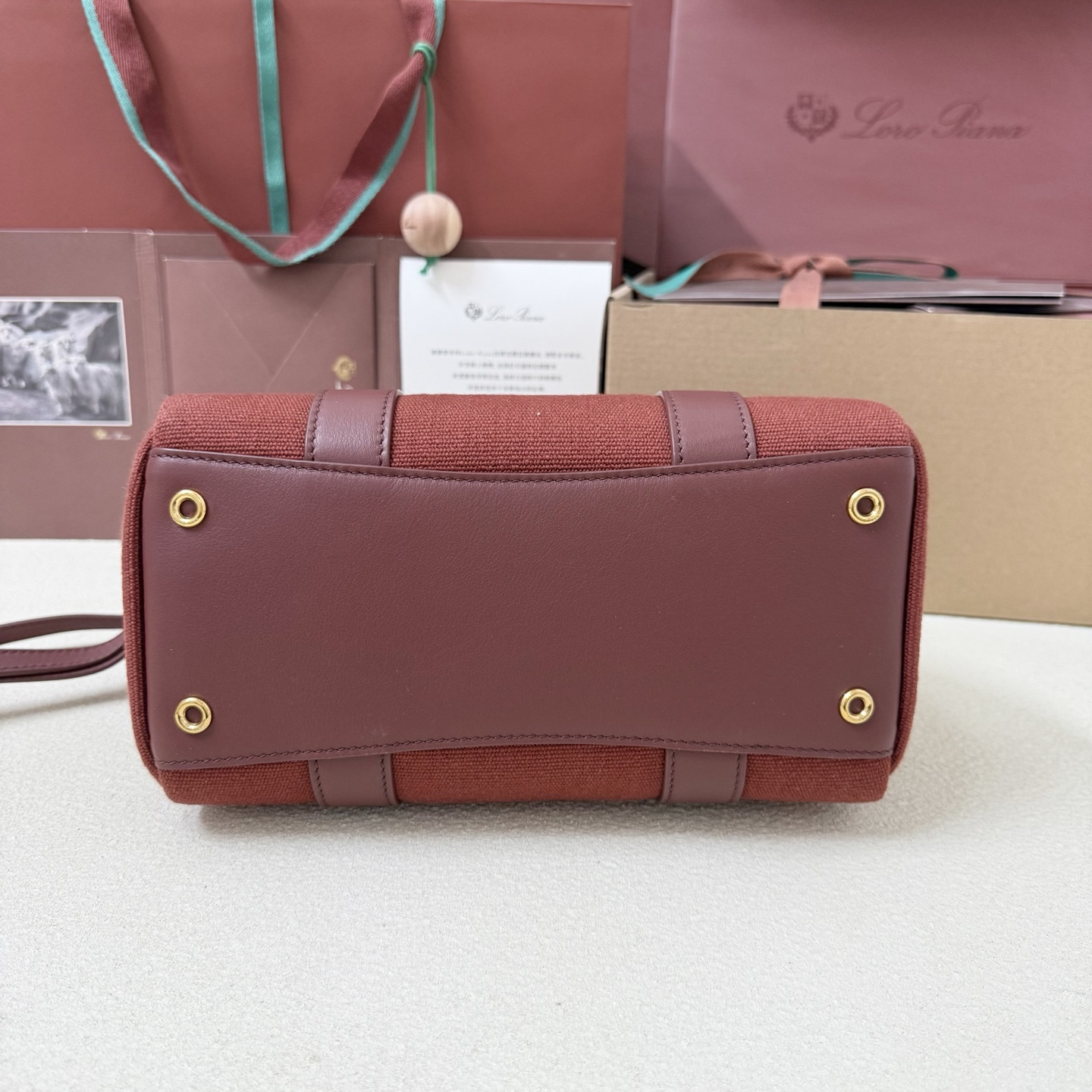 L0r0 P1ana Loom L25 25x18x12.5cm