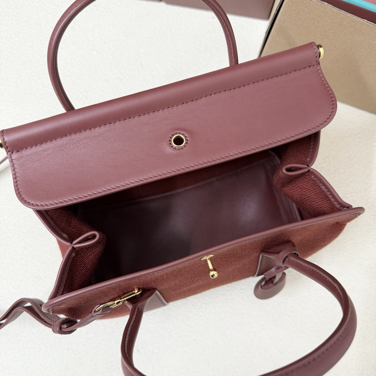 L0r0 P1ana Loom L25 25x18x12.5cm