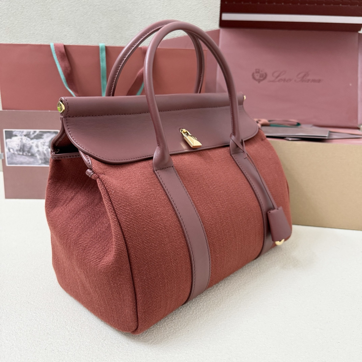 Loro Piana Loom L32 33x23x18cm