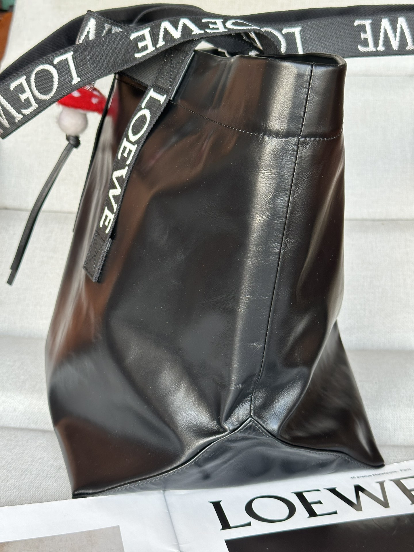 Loewe Fold Shopper in Paper Calfskin 31x50x20cm