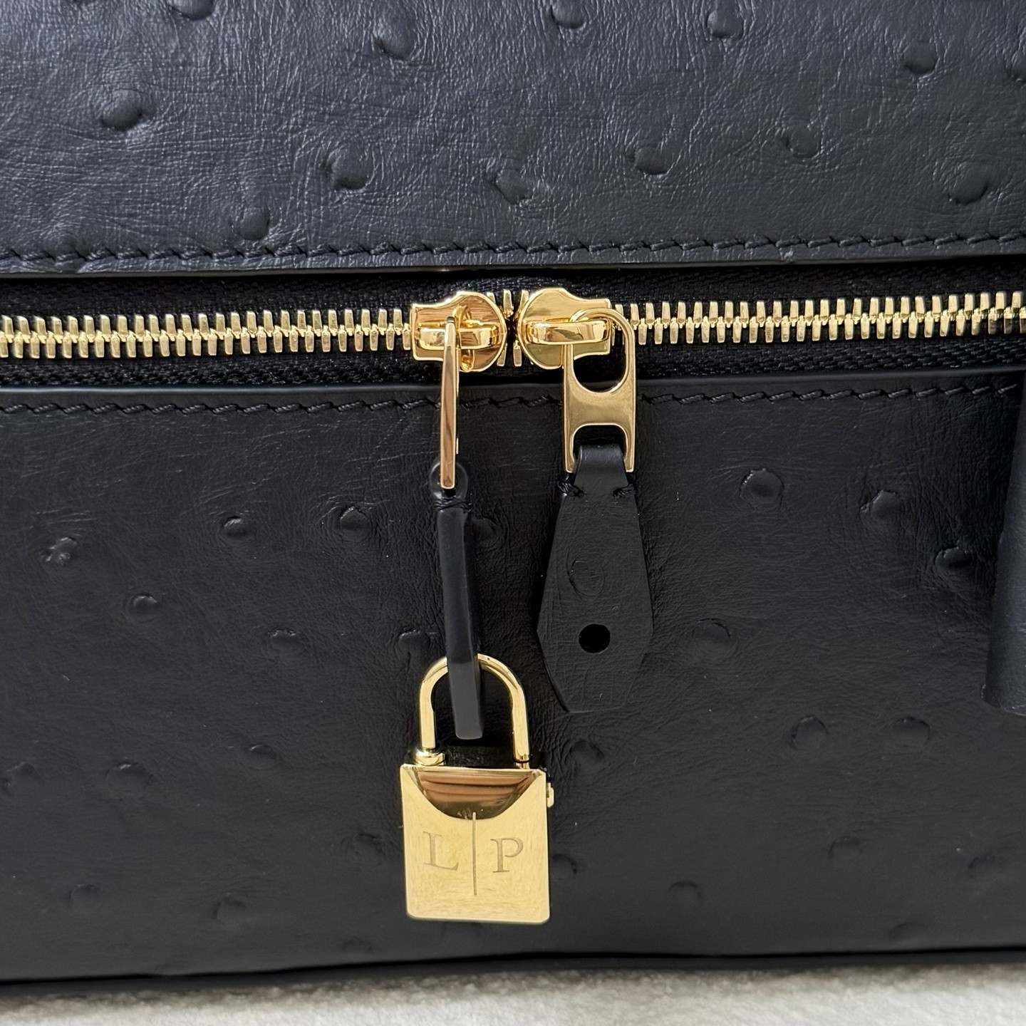 L0r0 P1ana Extra Bag L23 23x12x7cm