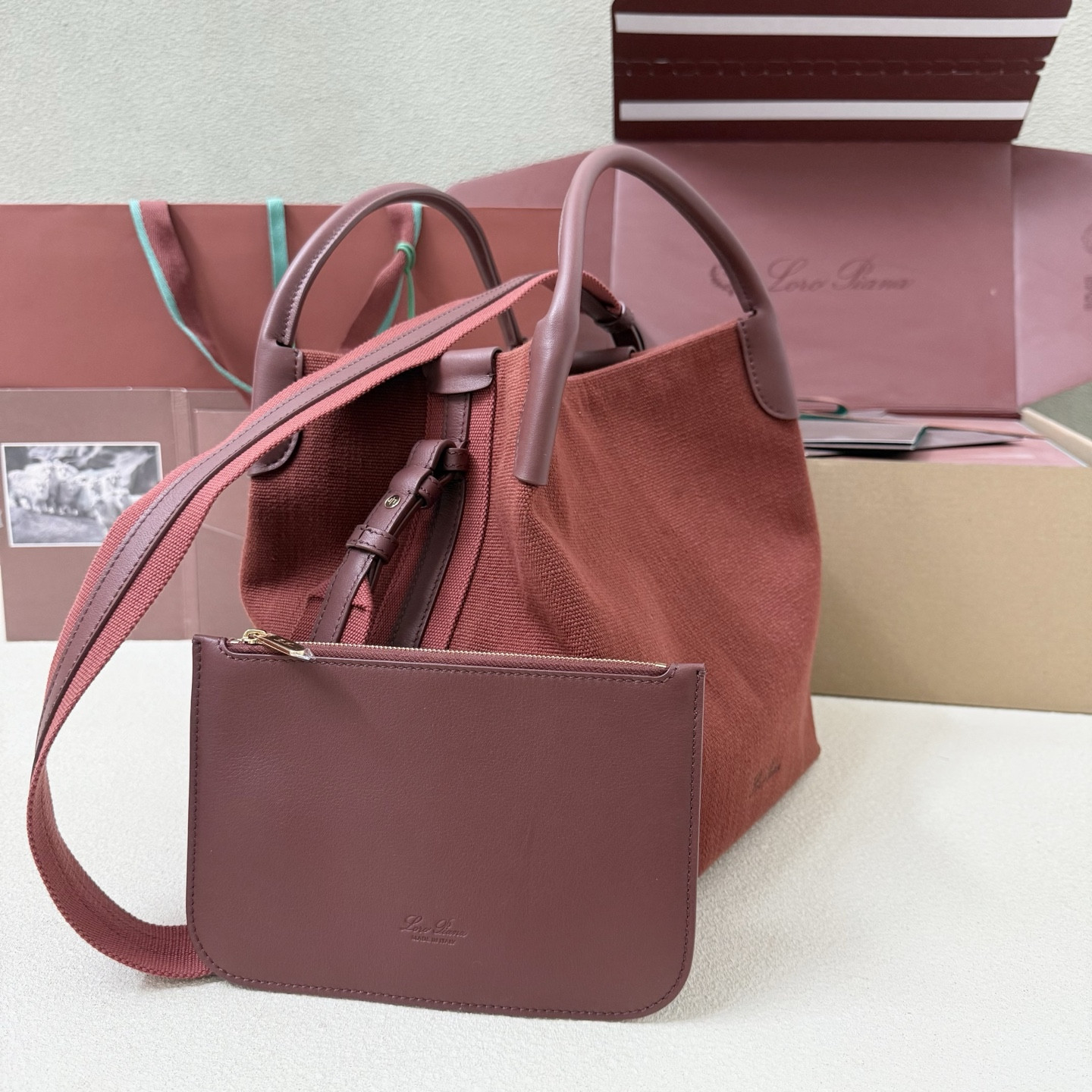 L0r0 P1ana Large Bale Cotton bag 24x20x27cm