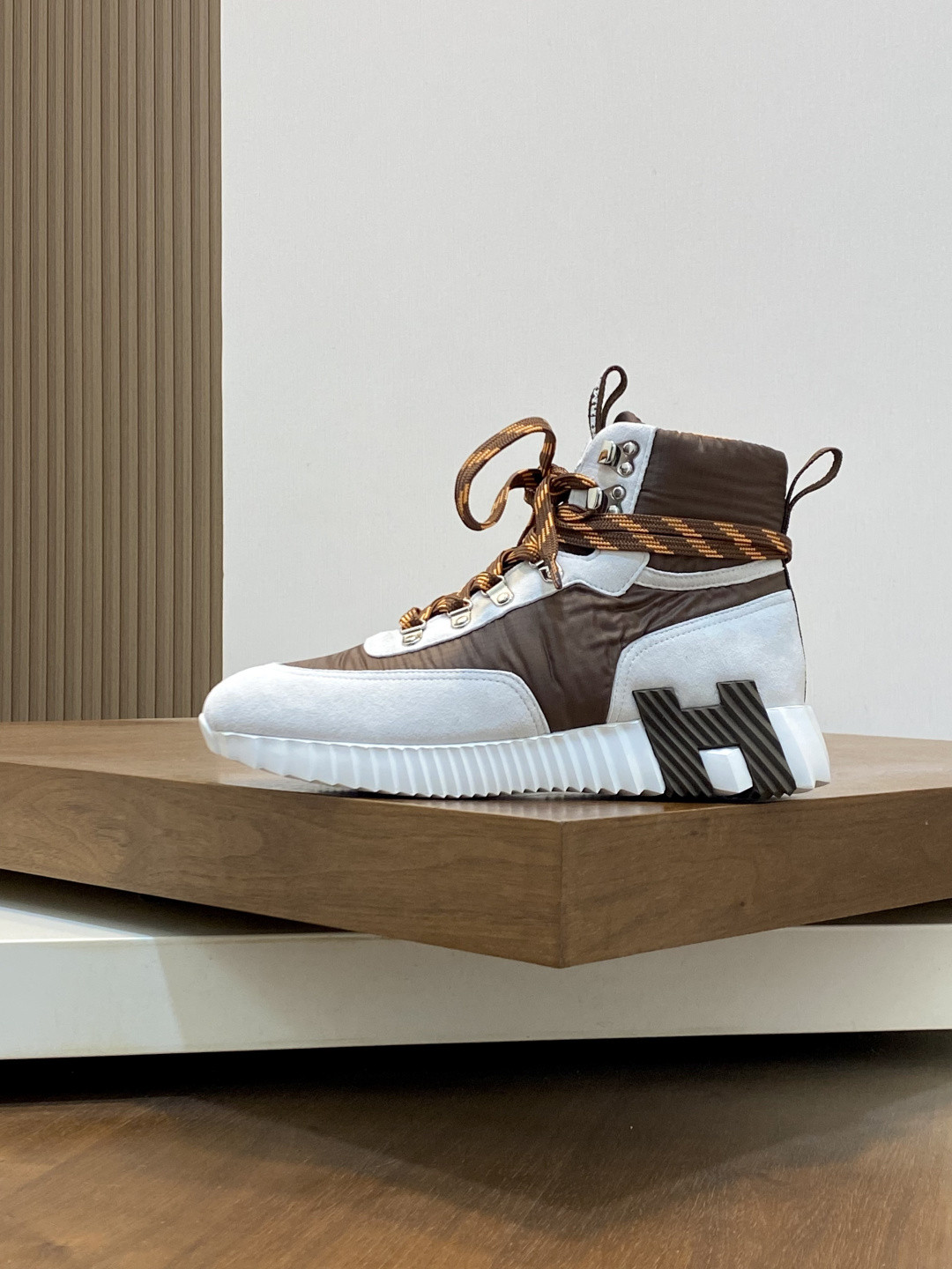 UA H**me5 Klimb Sneaker