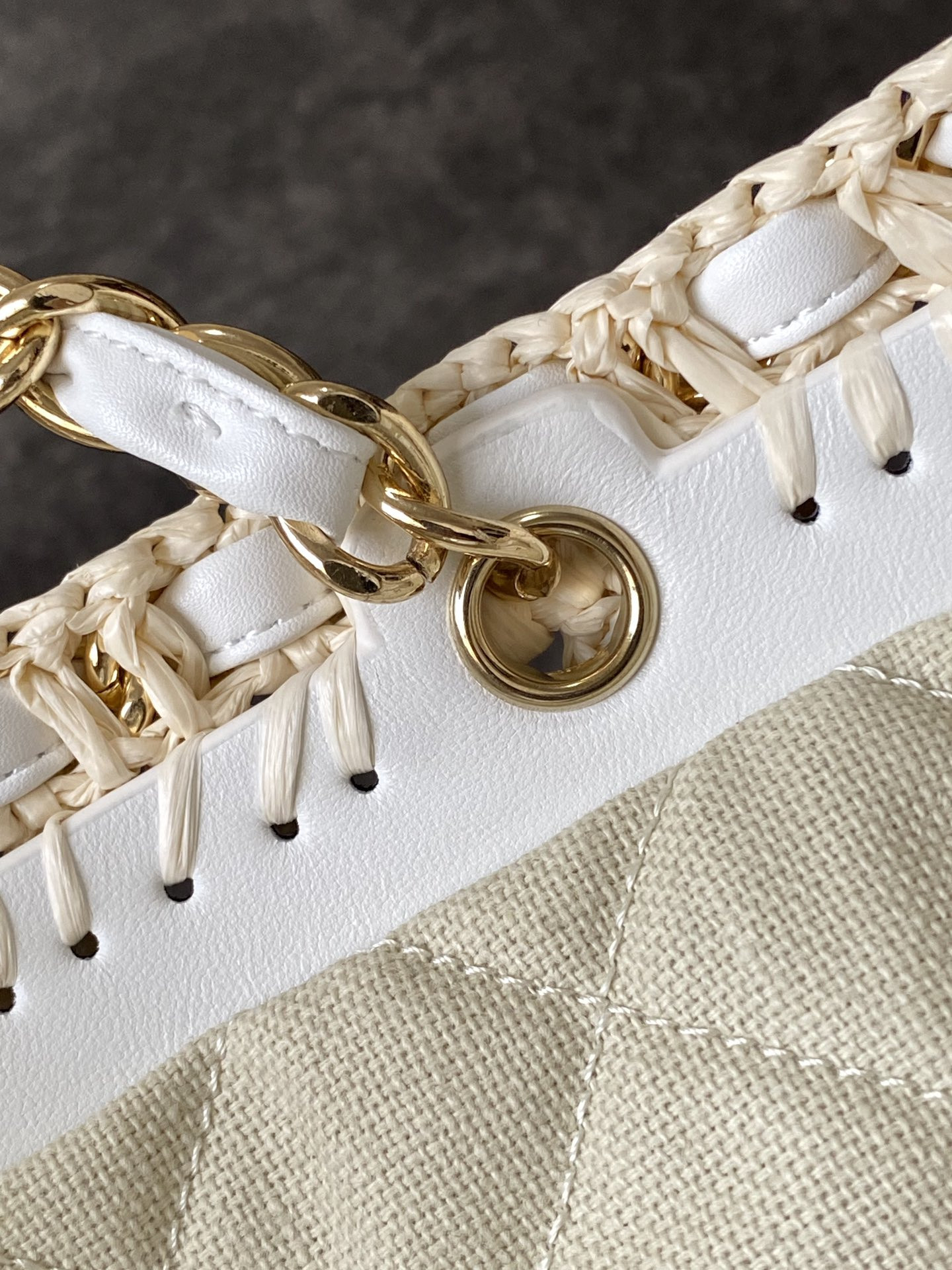 Ch**el Shopping Bag 21x33x11cm