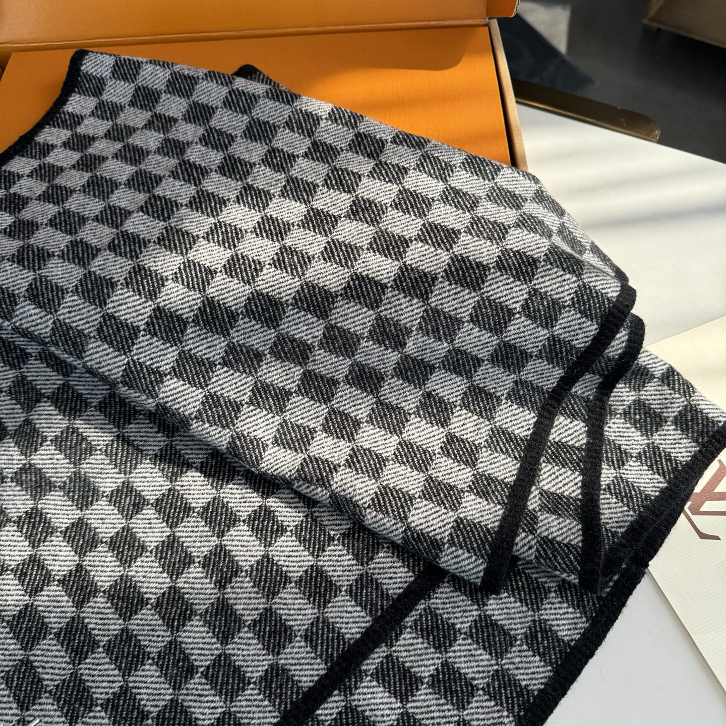 Louis Vuitton Check scarf 45x205cm
