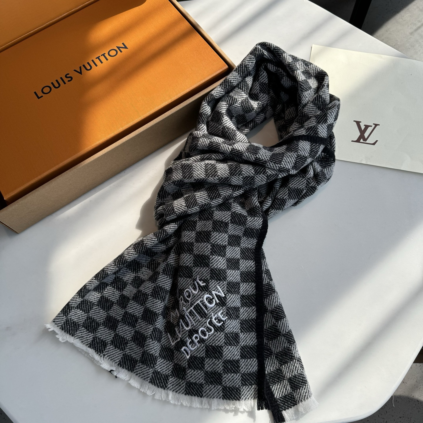 Louis Vuitton Check scarf 45x205cm